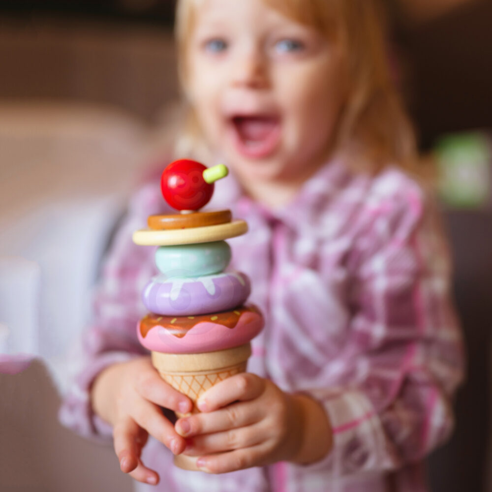 pinobambino-Drewniane-Lody-Ukladanka-Montessori-Cukiernia-12-el.-FSC-2 Drewniane Lody Układanka Montessori Cukiernia 12 el. FSC